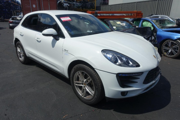 Used Porsche , Macan Trans/Gearbox ,  Auto, Diesel, 3.0, Turbo, 95B, A5B00 Code, 06/14-08/18  – main images - All Good Parts