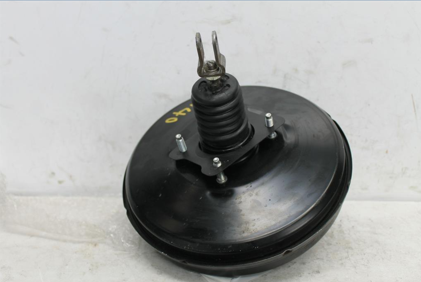 Toyota, Corolla Brake Booster Zre182R P/N 13101019120 10/12 06/18