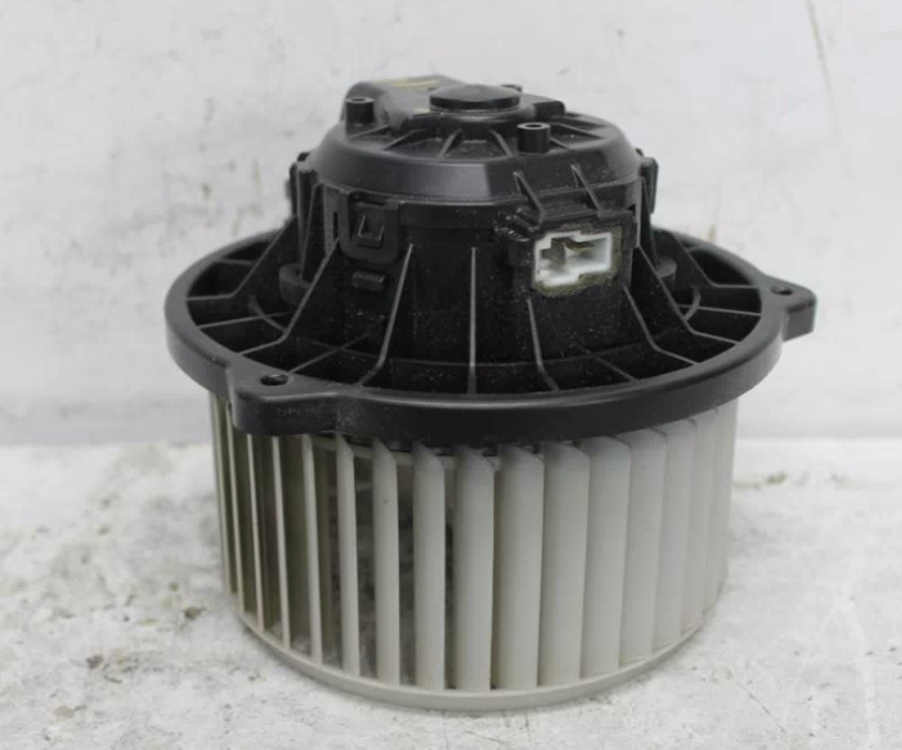 Used Hyundai, Veloster Heater Fan Motor Fs 12/11 02/18 2013 – image 1 - All Good Parts