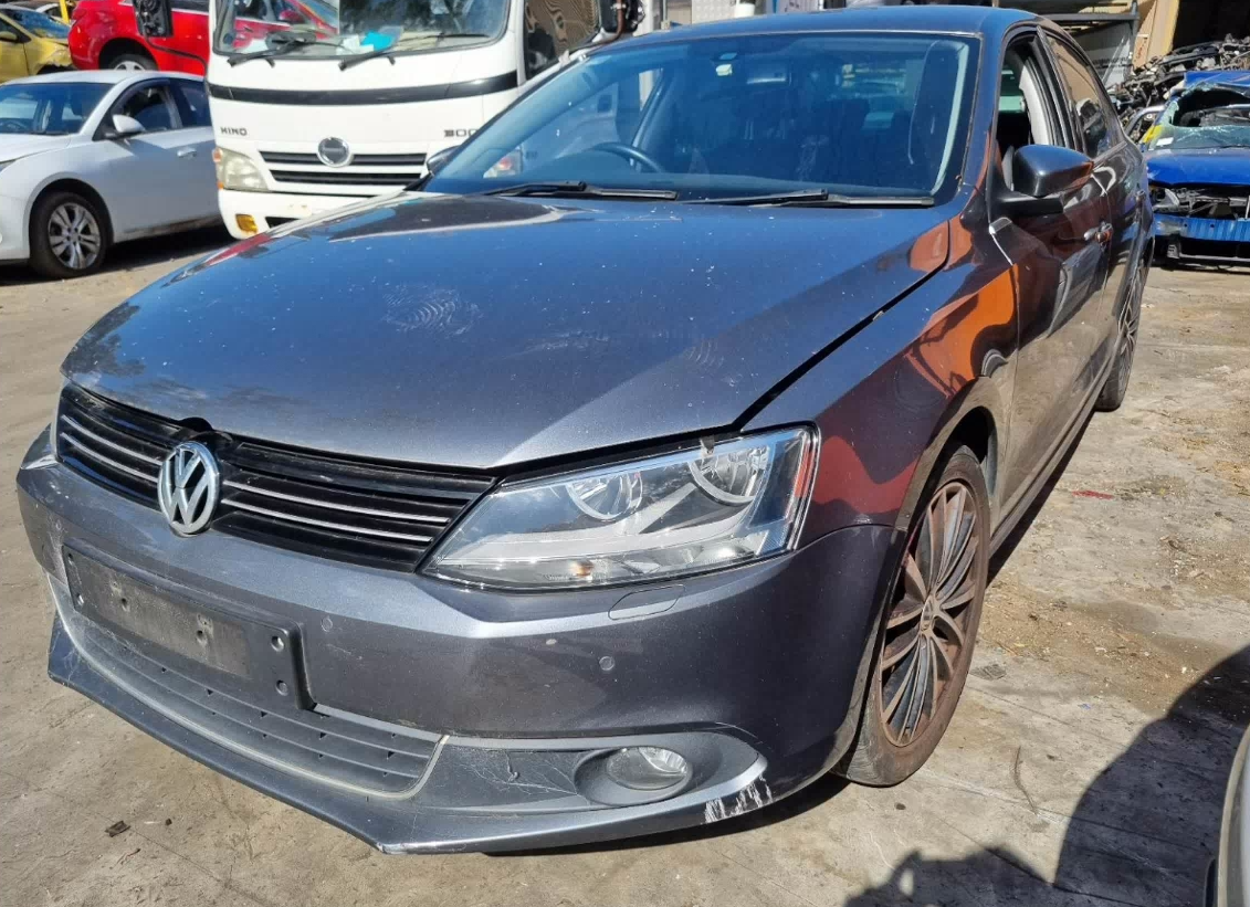 Used Volkswagen, Jetta Engine , Petrol, 2.0, Turbo, 1B, Ccza Code, 02/11-12/17  – main images - All Good Parts