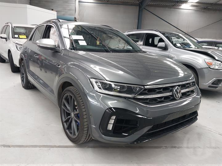 Used Volkswagen, T-Roc Engine ,  Petrol, 2.0, Turbo, Dnfc Code, A1, 08/22  – main images - All Good Parts