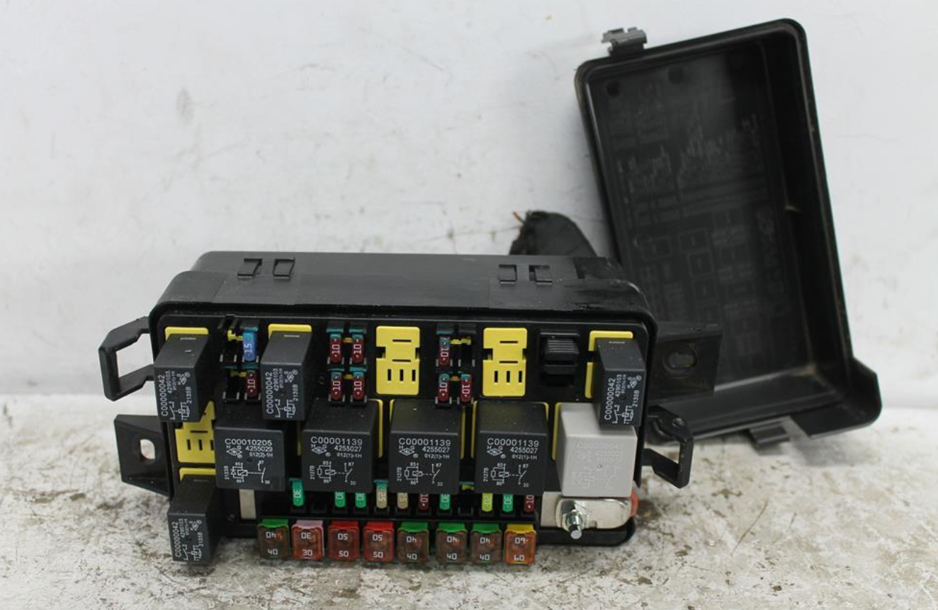 LDV, V80 Fuse Box 01/13