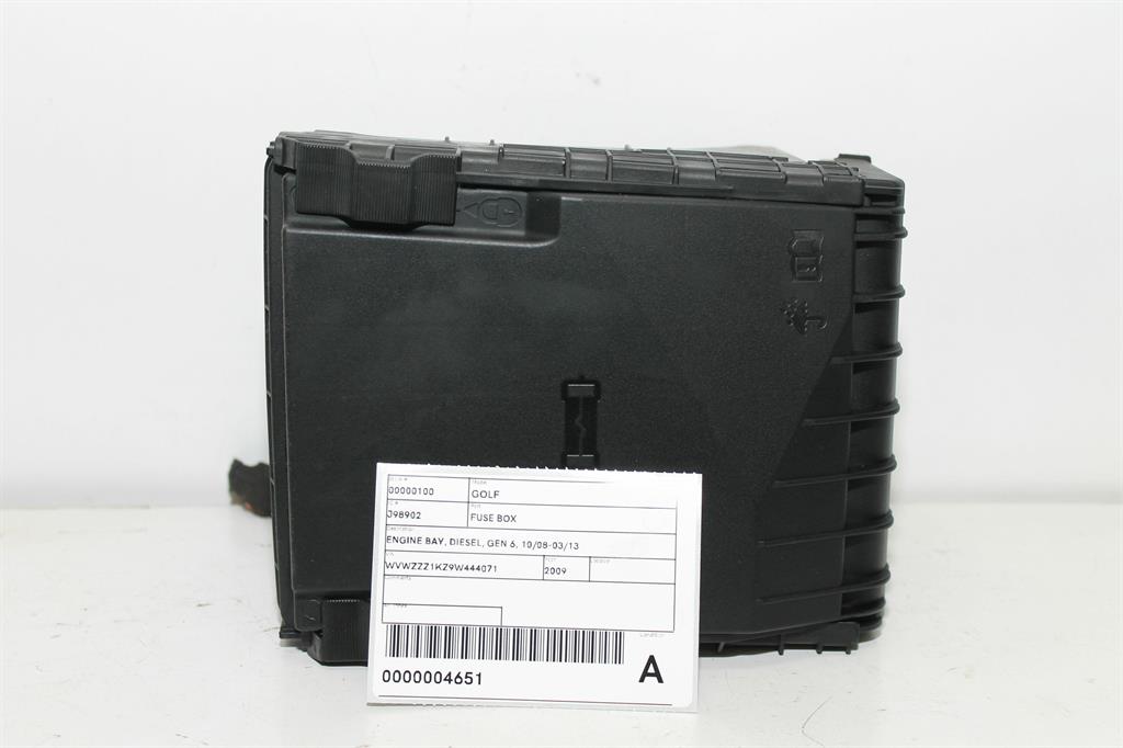 Volkswagen, Golf Fuse Box Diesel Gen 6 10/08 03/13