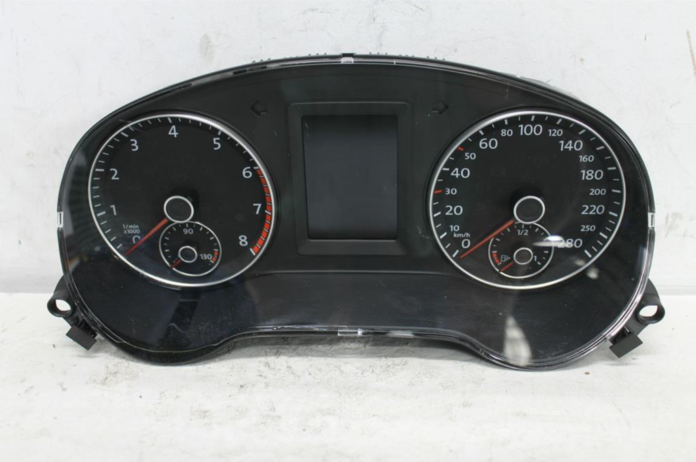 Volkswagen, Jetta Instrument Cluster Petrol Auto T/M 1B 02/11 10/14