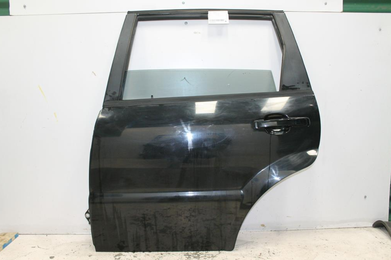 Ssangyong, Rexton Left Rear Door Non Flare Type Y200 Y285 07/03 11/12