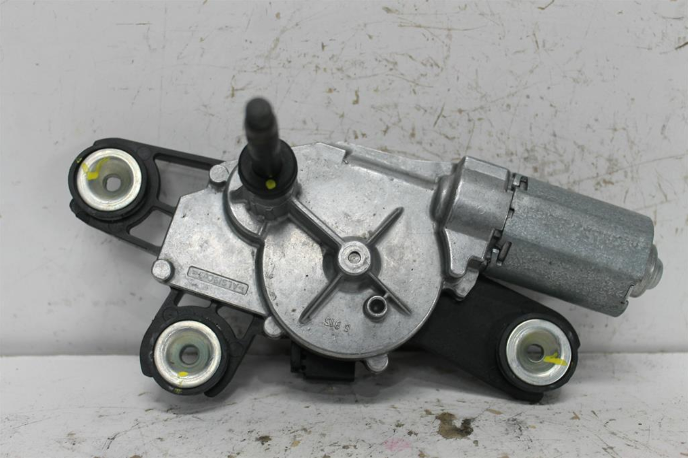 Used Ford, Ecosport Wiper Motor Tailgate Bk 11/13 09/17 2013 – image 1 - All Good Parts