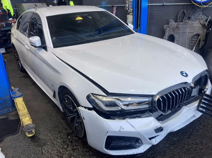 Used Bmw , 5 Series Right Headlamp ,  G30, Sedan, Led, Non Shadow Line, W/ High Brightness Light Type, 07/20-05/23  – main images - All Good Parts