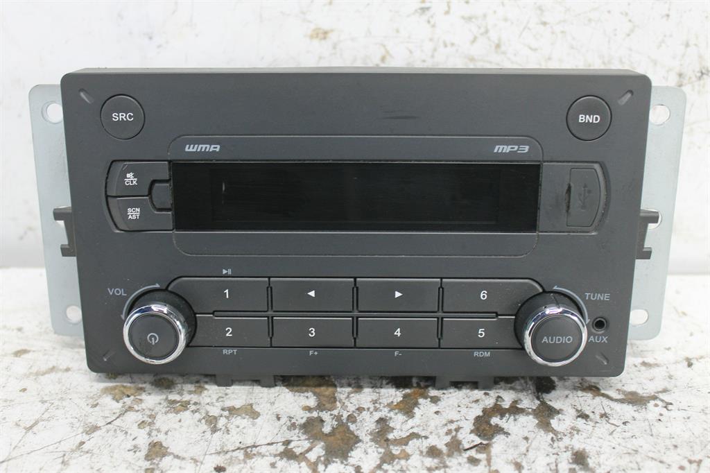 Used LDV, V80 Stereo/Head Unit Radio W/ Mp3 Van 01/13 08/18 2016 – image 1 - All Good Parts