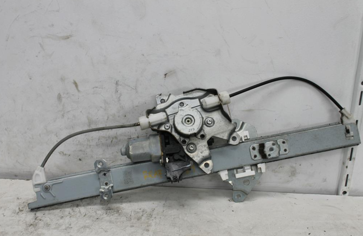 Used Renault, Koleos Right Rear Wnd Reg/Motor H45 Door Reg Assy (Reg And Motor) 09/08 04/16 2012 – image 1 - All Good Parts