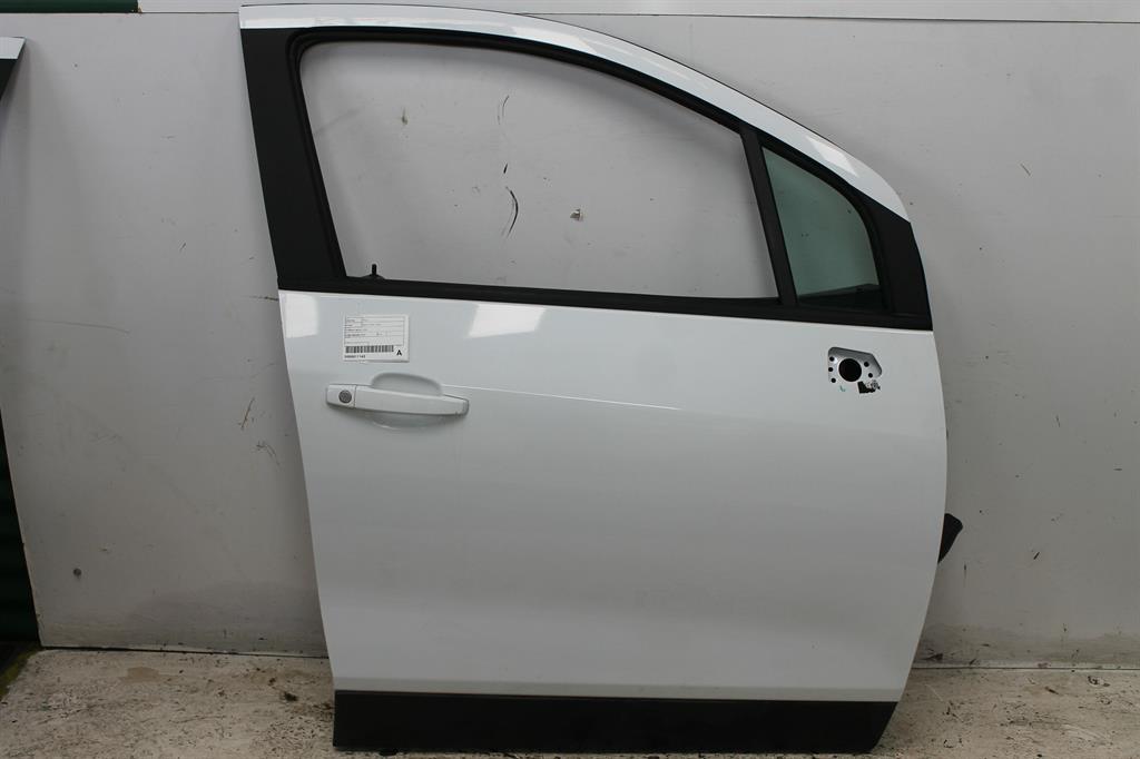 Used Holden, Trax Right Front Door Tj Series 08/13 12/20 2016 – image 1 - All Good Parts