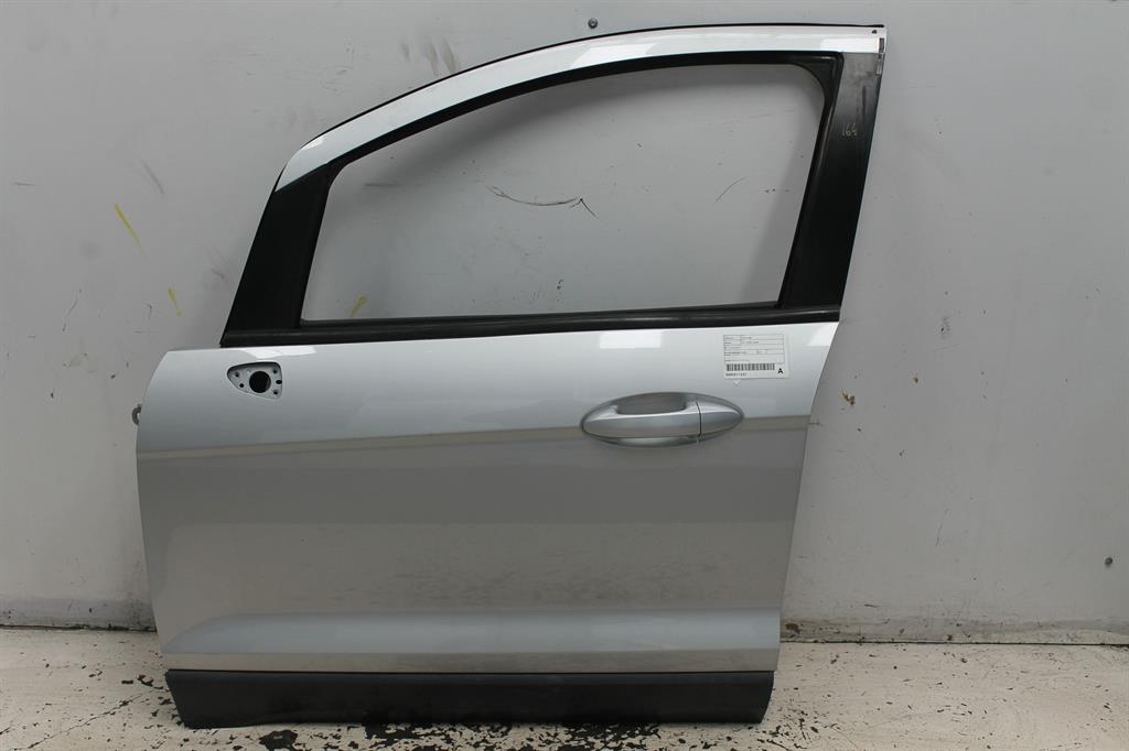 Ford, Ecosport Left Front Door Bk 11/13 09/17