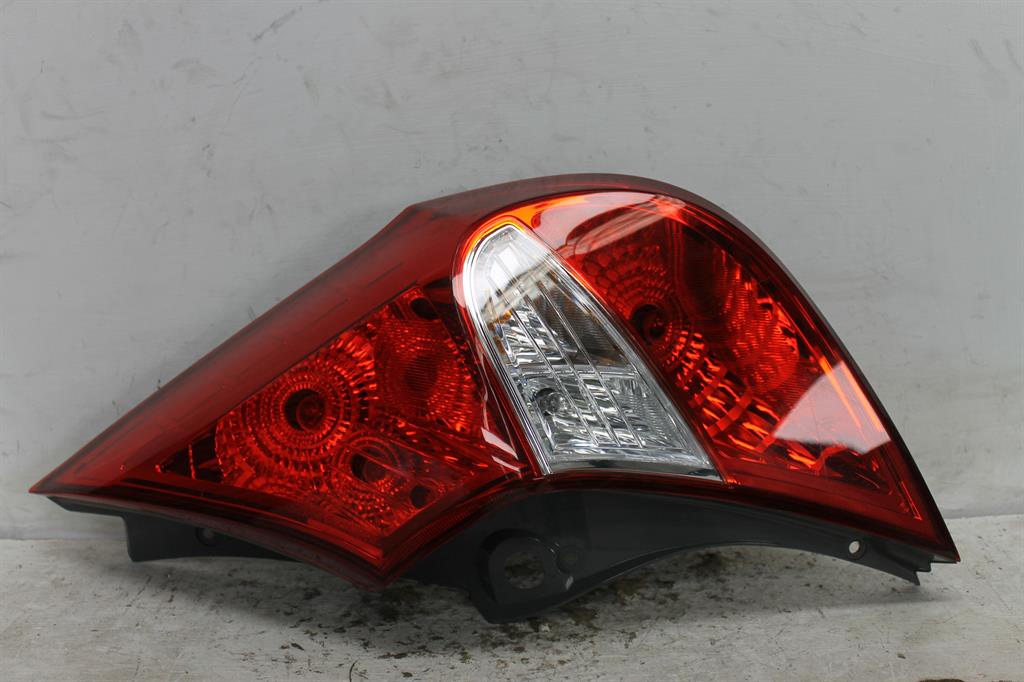 Used Hyundai, Accent Right Taillight Rb Hatch 05/11 12/19 2017 – image 1 - All Good Parts