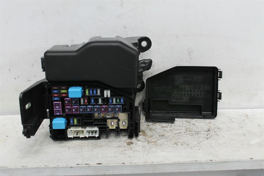 Mazda, CX9 Fuse Box 12/07