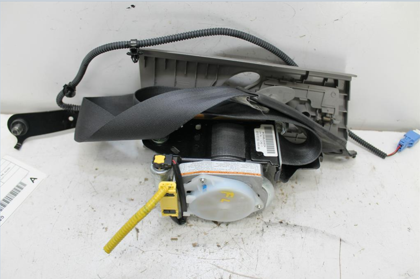 Honda, Odyssey Seat Belt Lh Front Assy (Belt And Stalk) Standard Rb 04/09 12/13