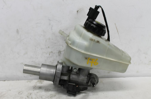 Volkswagen, Jetta Master Cylinder 1B 02/11