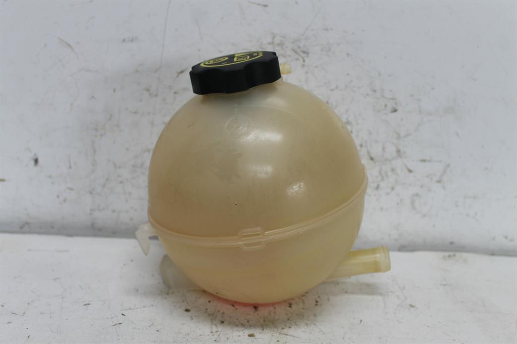 Holden, Equinox Overflow Bottle Expansion Tank Eq 09/17 12/20