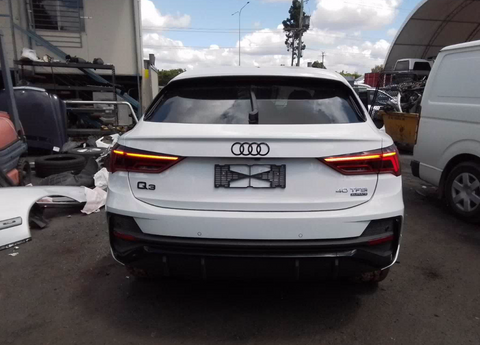 Audi, Q3 Right Headlamp , F3, W/ Led Type, 03/19