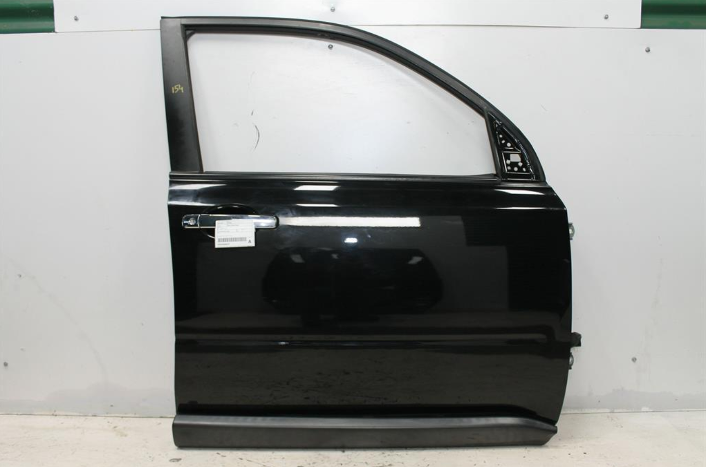 Nissan, Xtrail Right Front Door T31 10/07 12/13