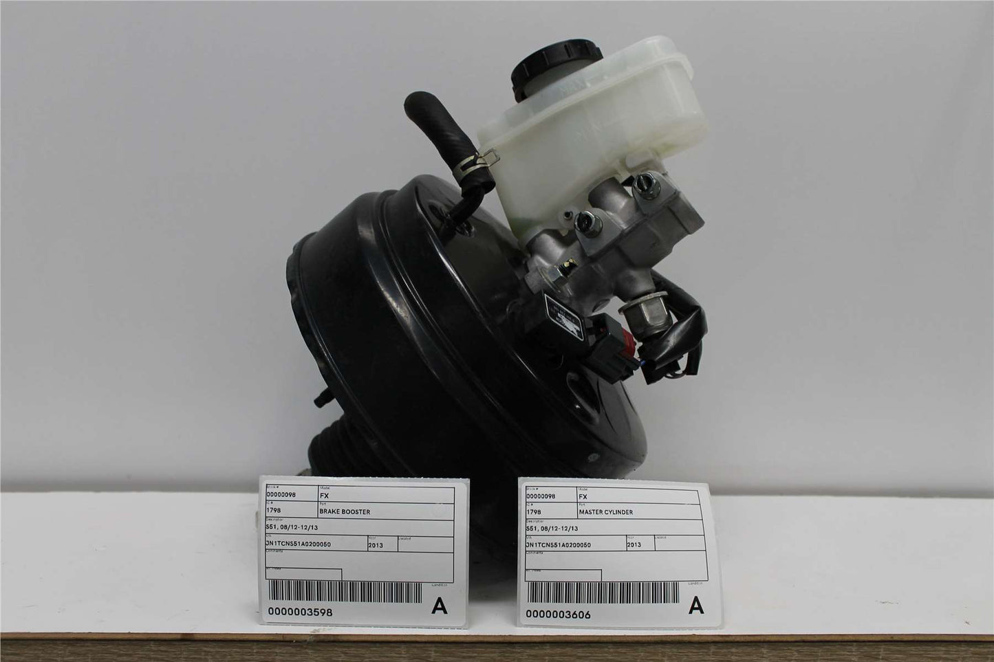 Infiniti, FX37 Brake Booster S51 08/12 12/13