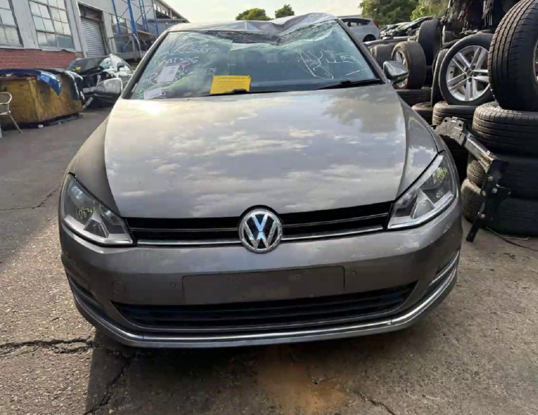 Used Volkswagen, Golf Engine ,  Petrol, 1.2, Gen 7, Cjza Code, 12/12-08/20  – main images - All Good Parts