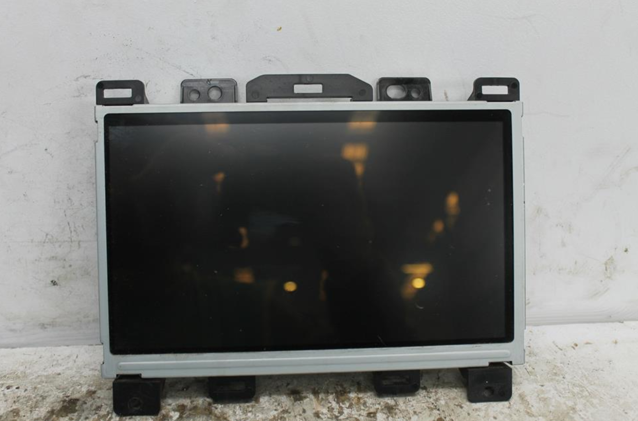 Used LDV, V80 Stereo/Head Unit Display/Head Unit 10 In Van 09/18 2022 – image 1 - All Good Parts
