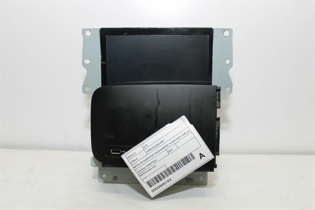 Used LDV, G10 Stereo/Head Unit Media Uploader For Touchscreen Black Face (Usb And Aux Only) Sv7C 04/15 2023 – image 1 - All Good Parts