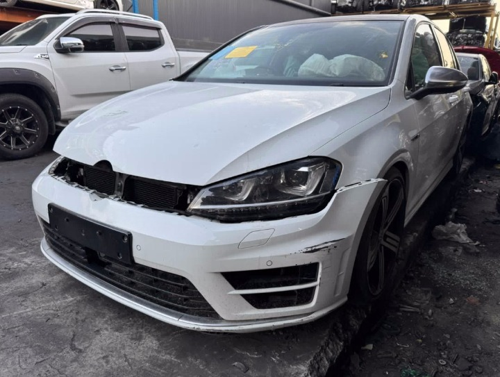 Used Volkswagen, Golf Engine , Petrol, 2.0, Turbo, Gen 7, Cjxb Code, 12/12-03/17  – main images - All Good Parts