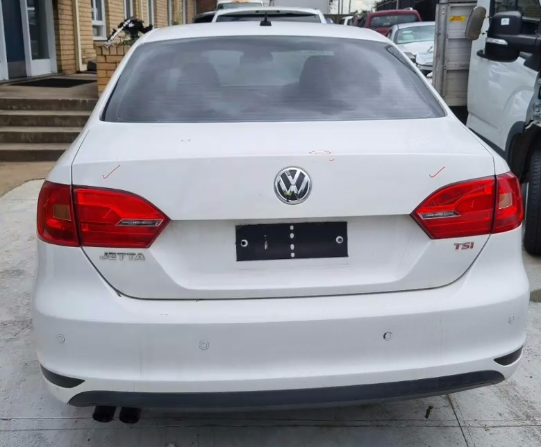 Used Volkswagen, Jetta Engine ,  Petrol, 1.4, Turbo/Scharged, 1B, Cavd Code, 02/11-01/15  – main images - All Good Parts