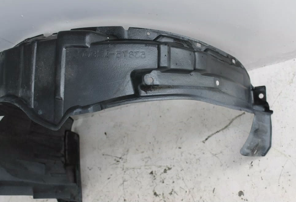 Toyota, Corolla Right Guard Liner Zre182R/Zwe186R Hatch 10/12 06/18