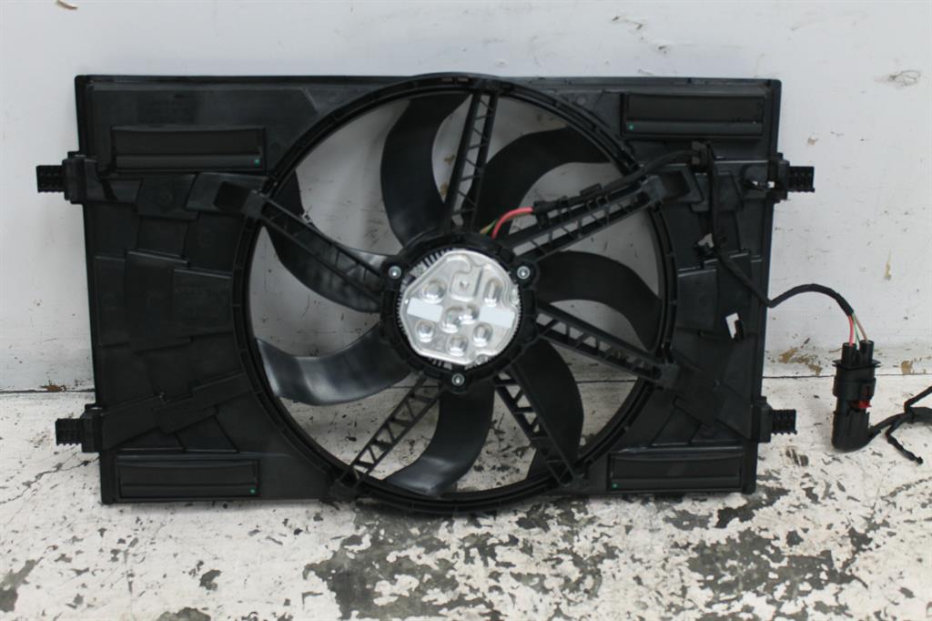 Volkswagen, Golf Fan Single Fan Assy 1.4 Petrol Cxsa/Chpa/Cmba/Czca/Czda/Cpta Code 400W (Magna) Gen 7 12/12 08/20