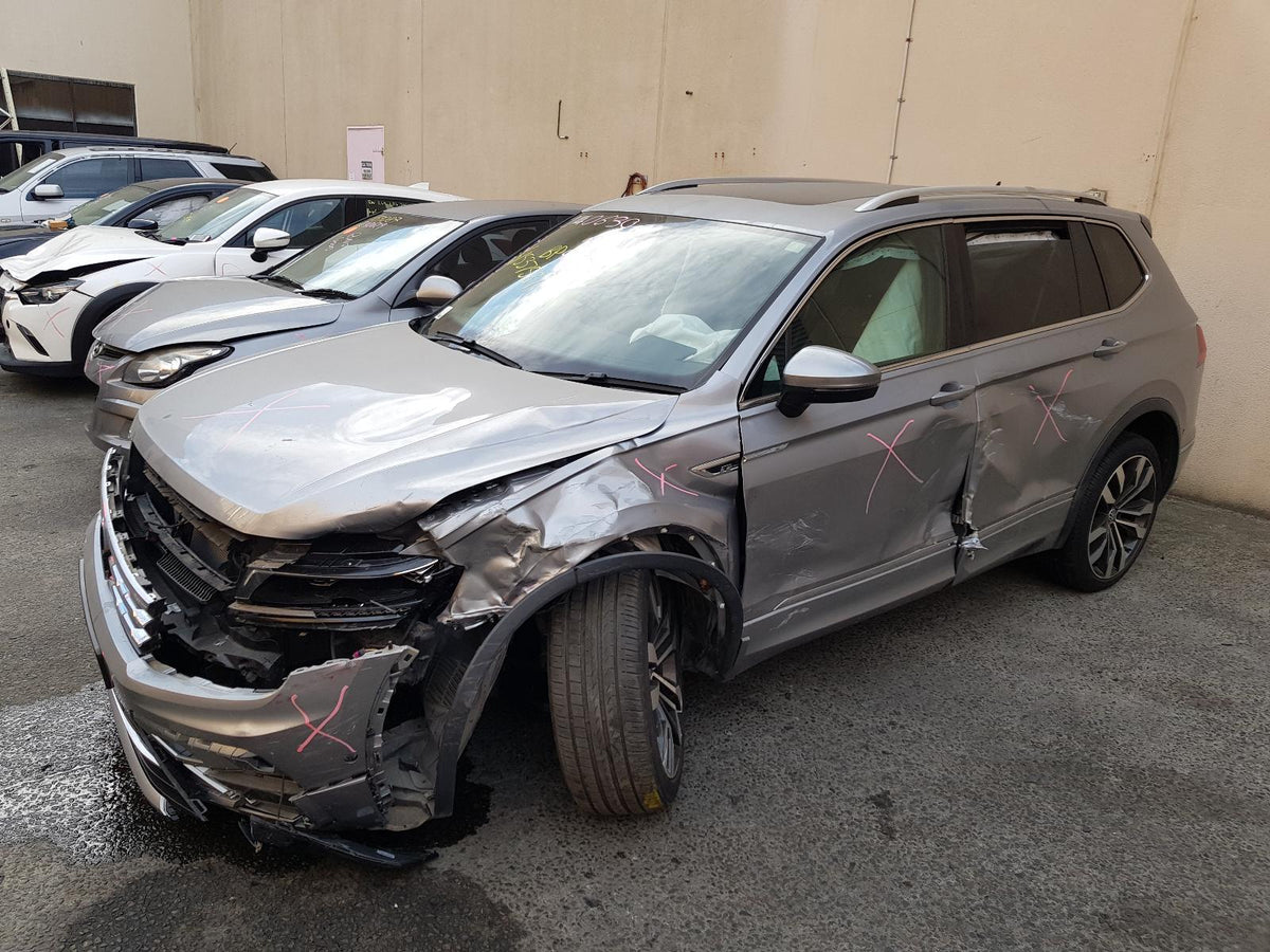 Used Volkswagen, Tiguan  Engine , Petrol, 2.0, Turbo, Cxda Code, 5Na, 06/16  – main images - All Good Parts