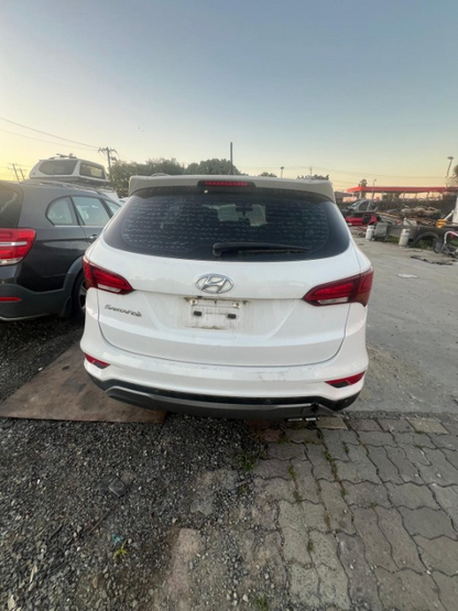 Used Hyundai, Santa Fe Engine , Petrol, 2.4, G4Kj, Theta Ii  – main images - All Good Parts