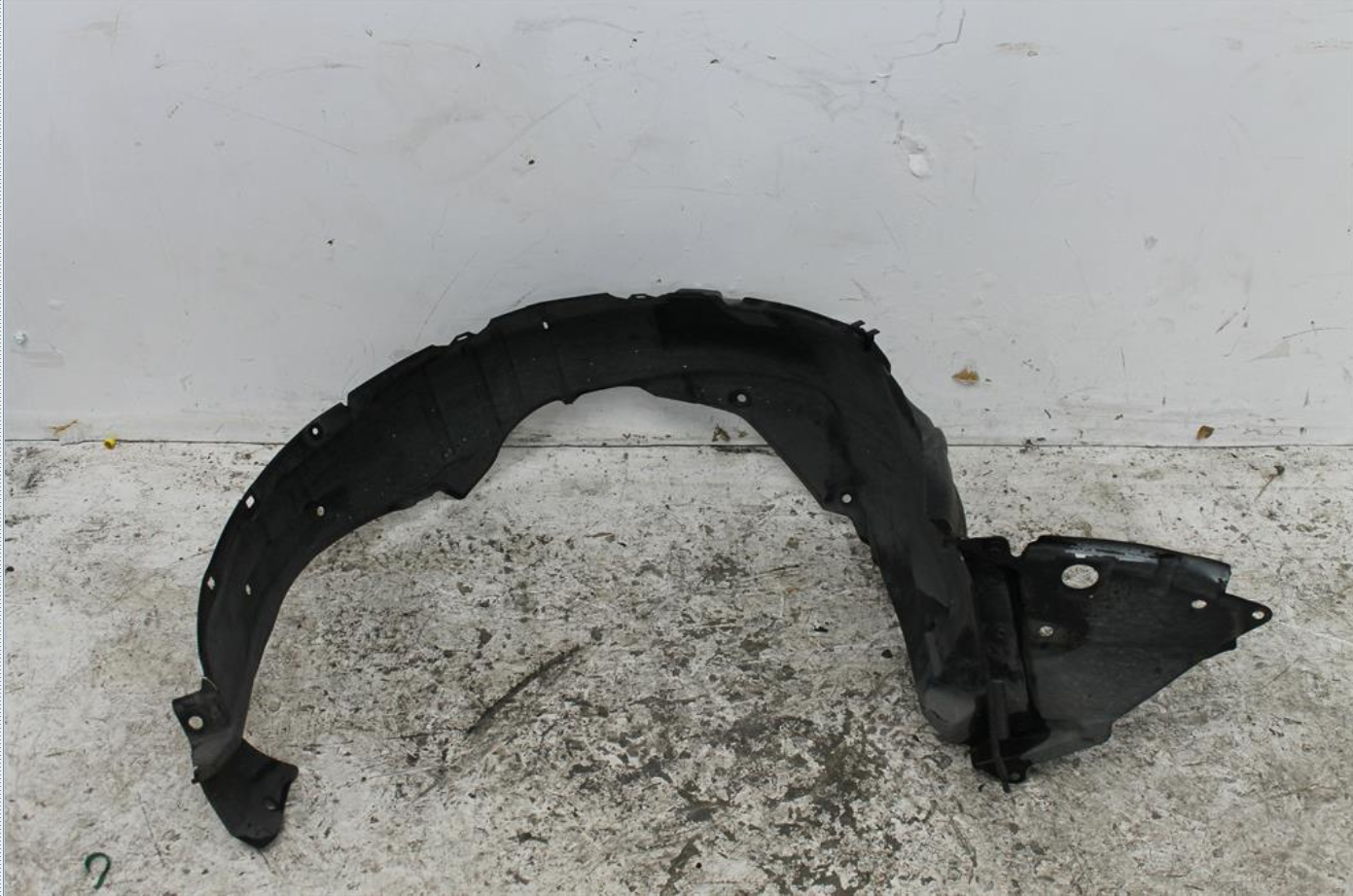 Toyota, Corolla Right Guard Liner Zre182R/Zwe186R Hatch 10/12 06/18