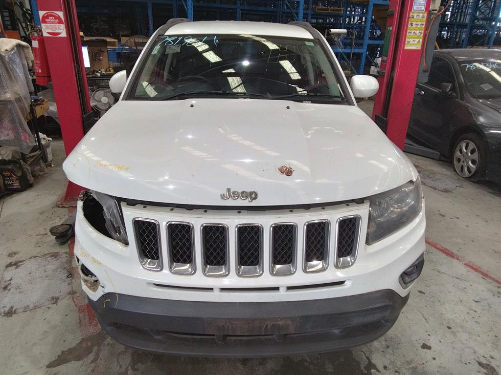 Used Jeep Compass 2014 – image 1 - All Good Parts