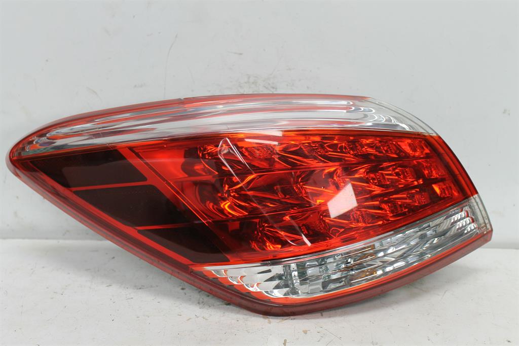 Used Nissan, Murano Left Taillight Z51 09/11 01/15 2011 – image 1 - All Good Parts