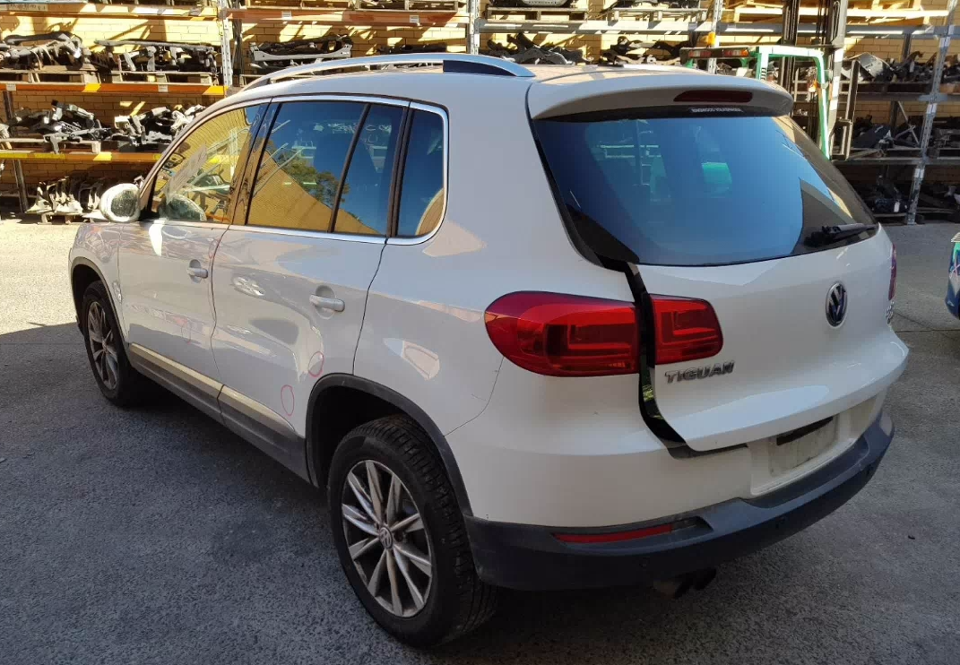 Used Volkswagen, Tiguan Engine ,  Petrol, 2.0, Turbo, 5N, Cczd Code, 07/11-08/16  – main images - All Good Parts