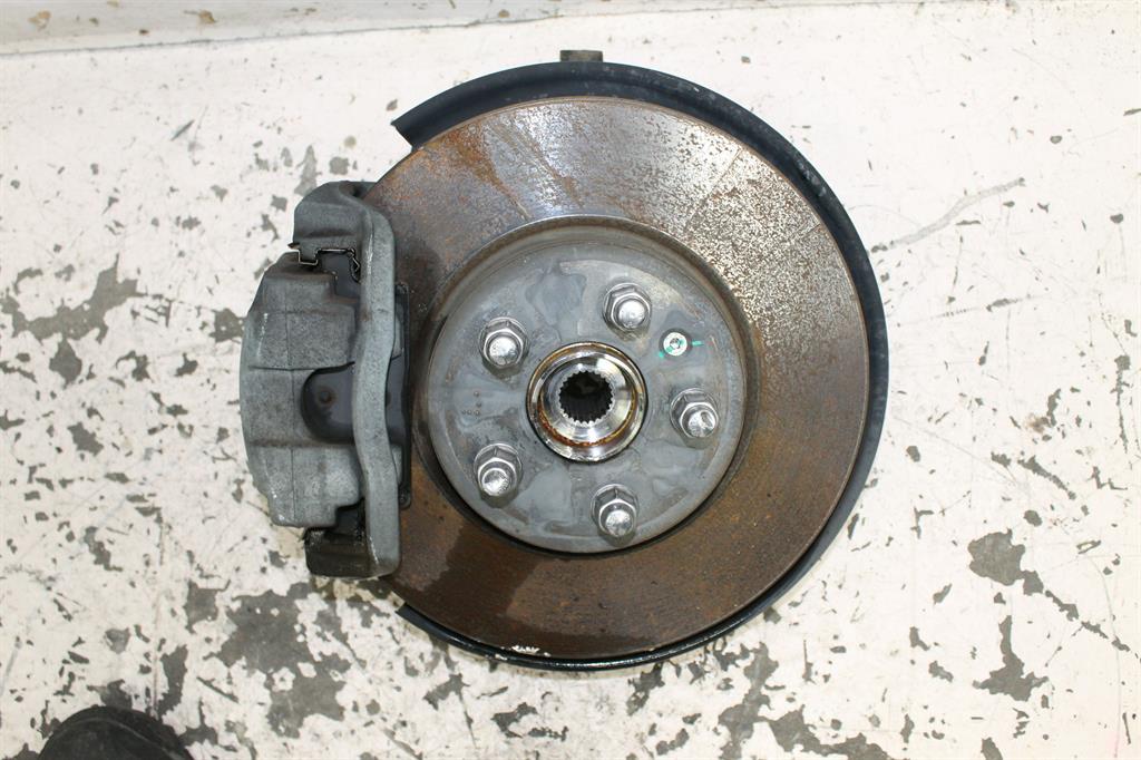 Holden, Trax Left Front Hub Assembly Tj Series 08/13 12/20