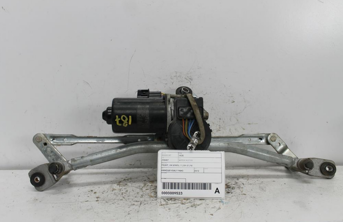 Used Hyundai, IX35 Wiper Motor Front Lm Series 11/09 01/16 2010 – image 1 - All Good Parts