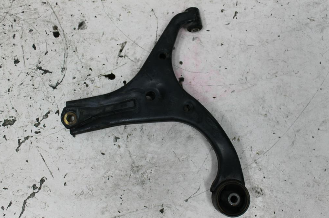 Kia, Rio Left Front Lower Control Arm Jb 05/05 07/11