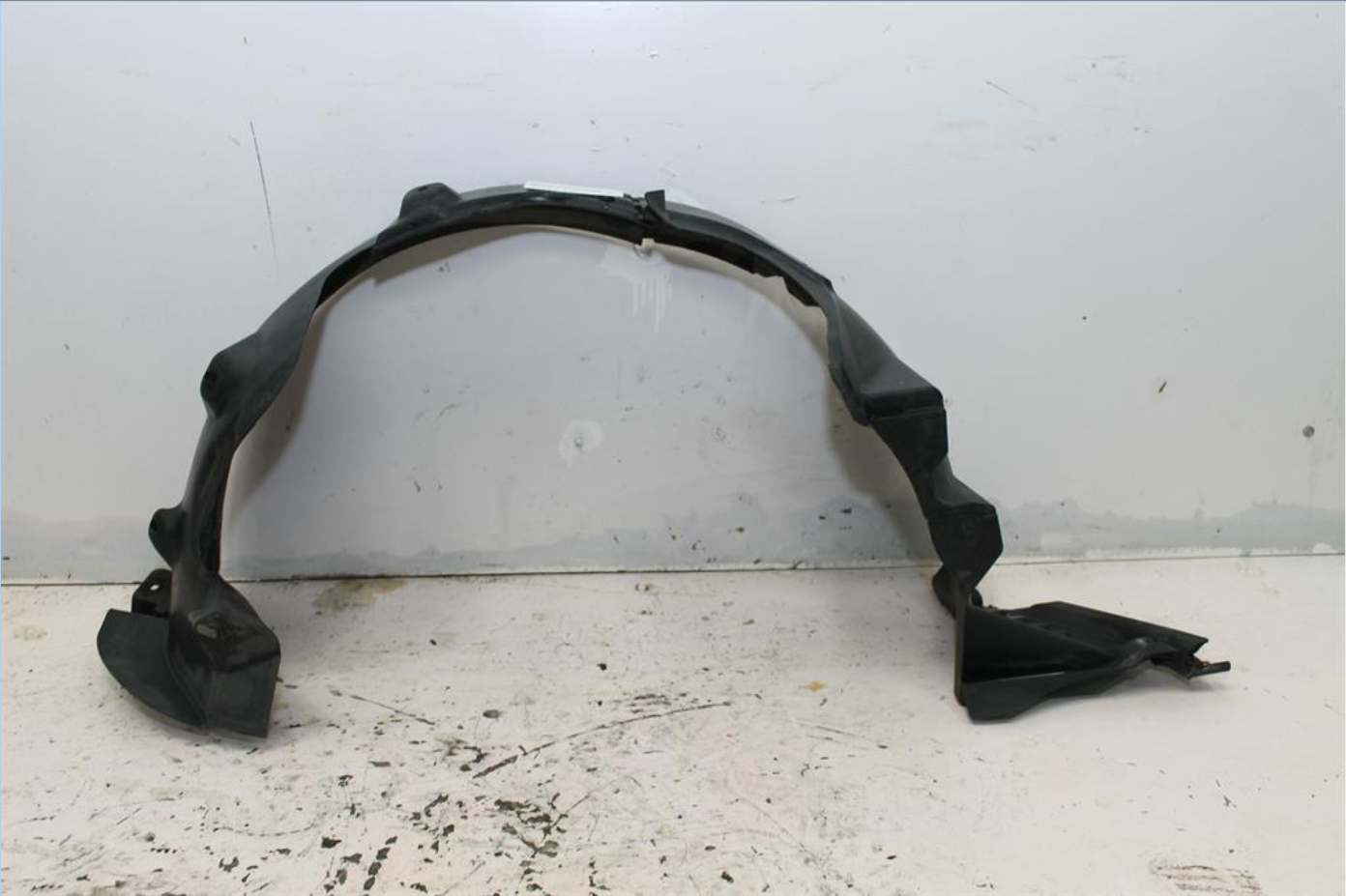 Holden, Barina Left Guard Liner Tm Front Cd/Cdx/Ls/Lt 09/11 12/18