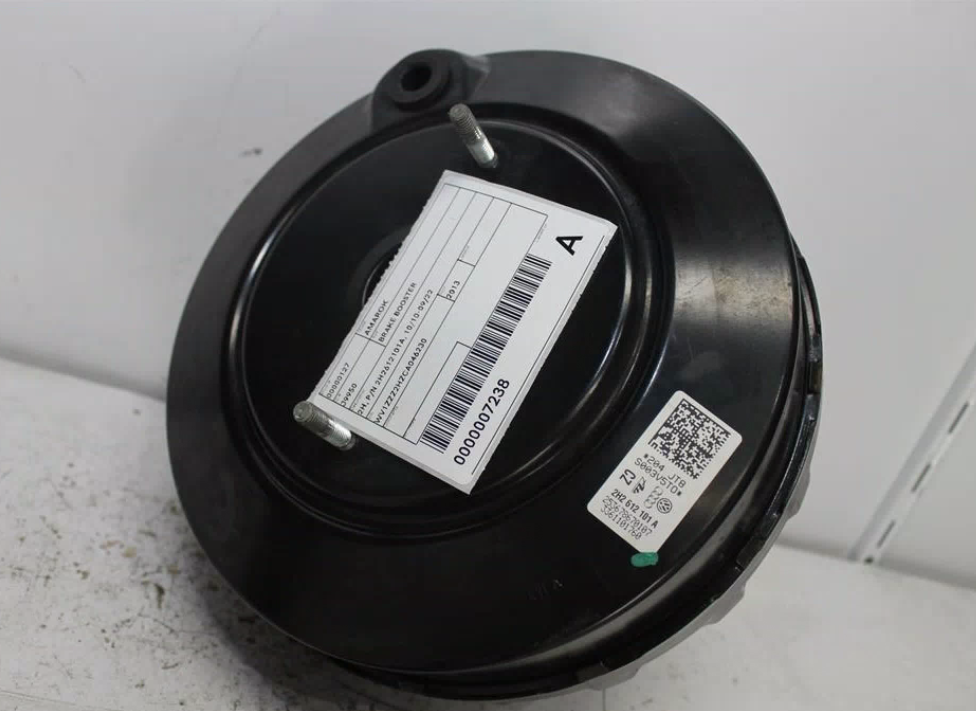 Volkswagen, Amarok Brake Booster 2H P/N 2H2612101A 10/10 09/22