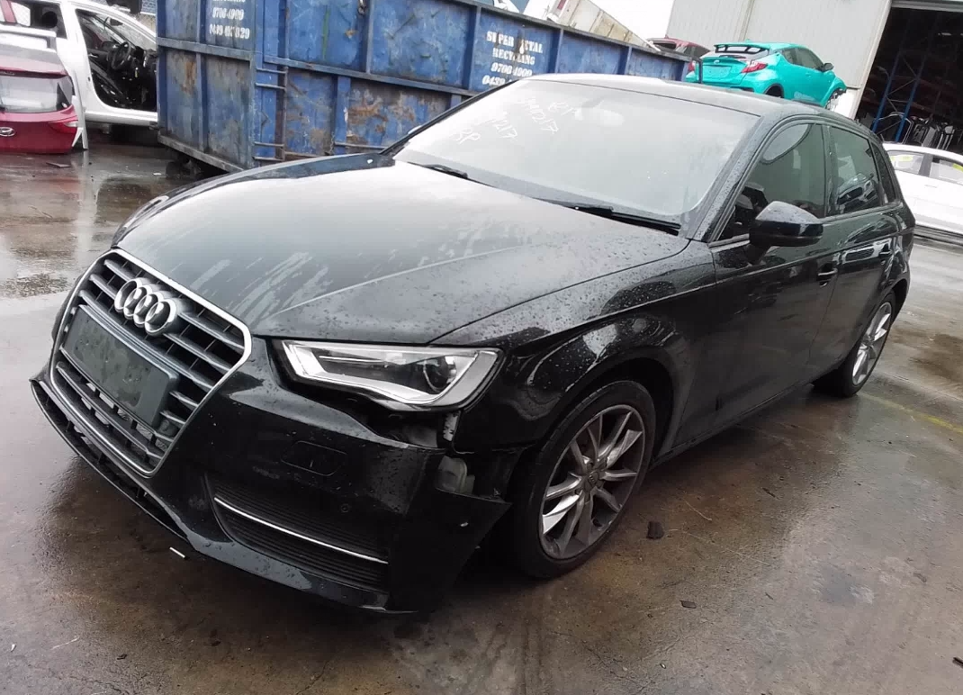 Used Audi, A3 Left Headlamp , 8V, Hatch, Χενον Τυρε, 05/13-04/16  – main images - All Good Parts