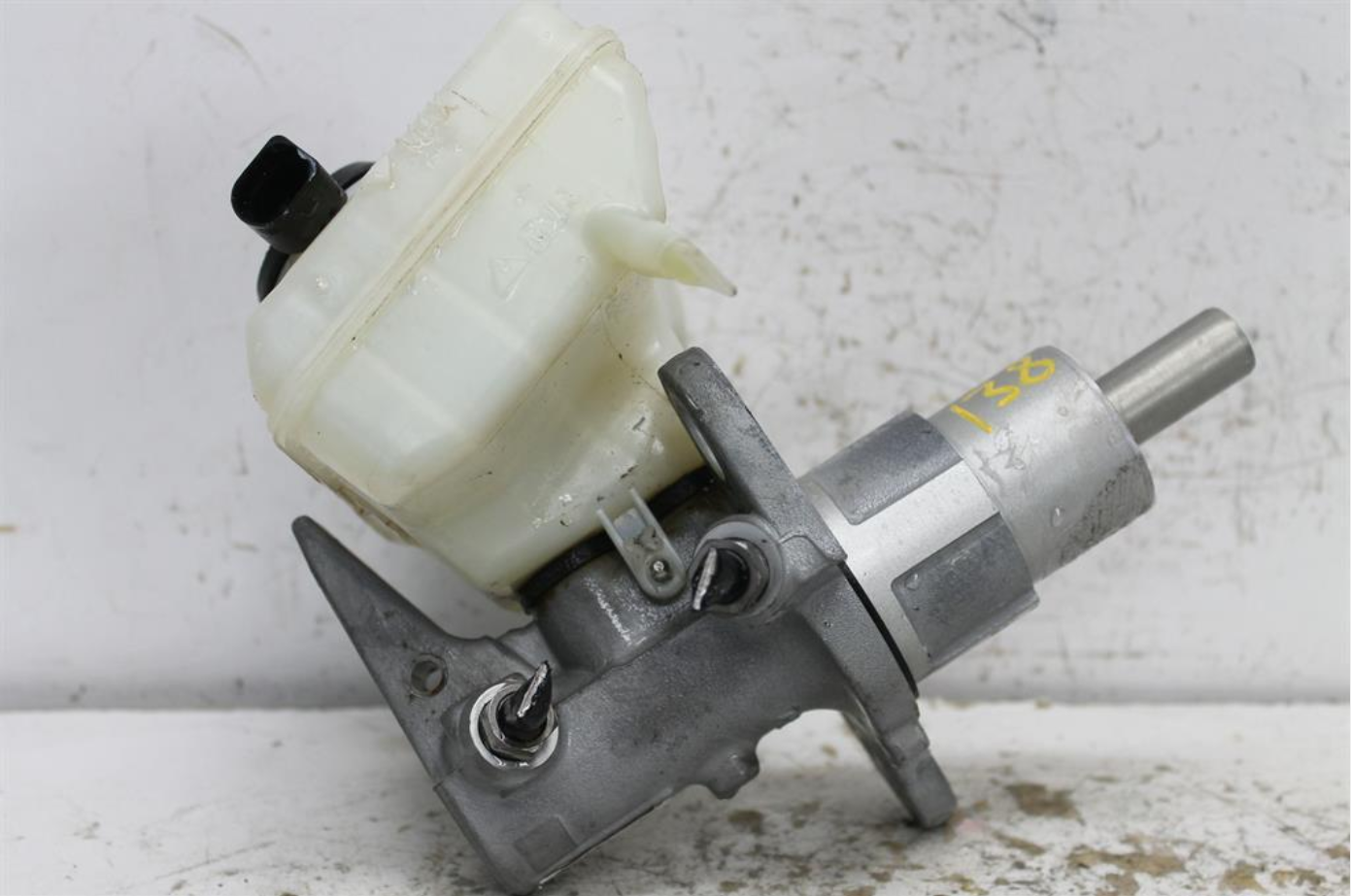 Audi, A4 Master Cylinder B8 8K 07/12 09/15