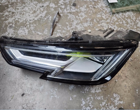 Audi, A4  Left Headlamp ,  B9 8W, Led, Non Adaptative Type, 10/15-11/20