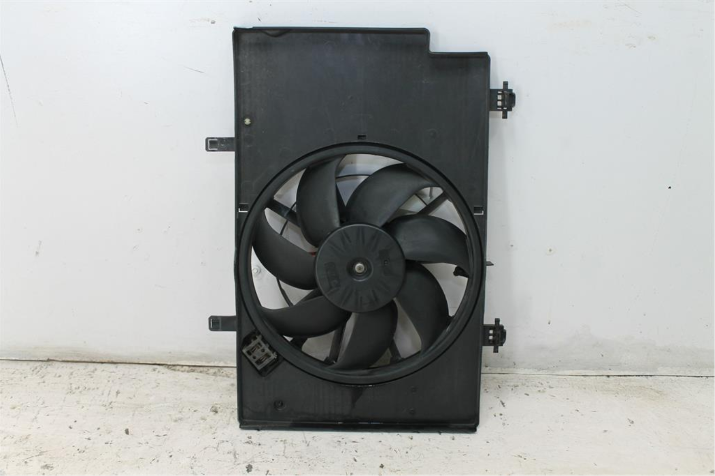 Ford, Ecosport Fan Radiator Fan 1.5 Petrol Bk 11/13 09/17