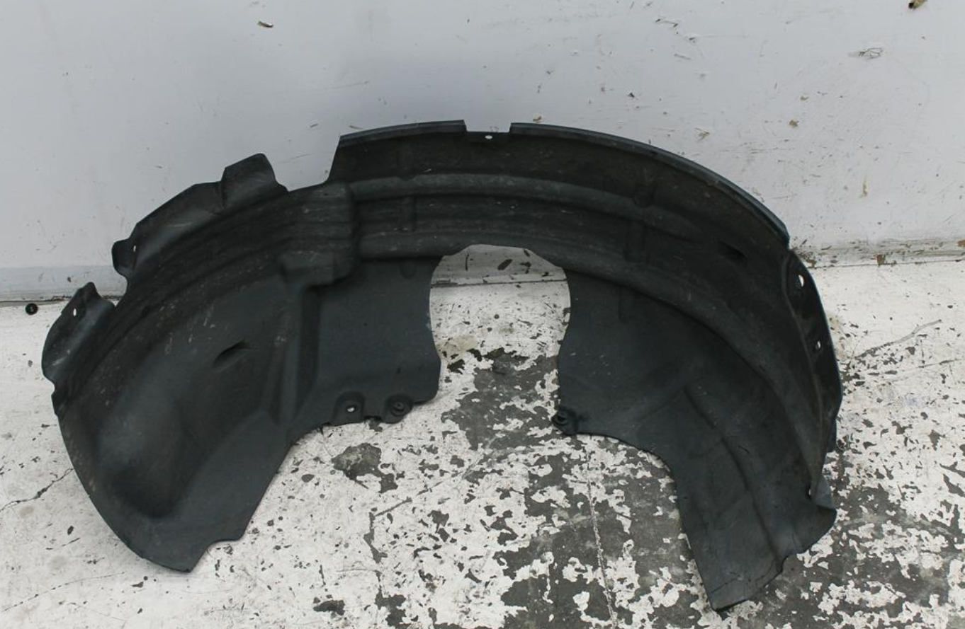 Ford, Ecosport Left Guard Liner Bk 11/13 09/17