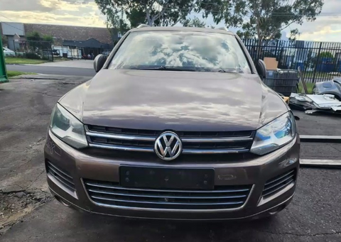Volkswagen, Touareg Left Headlamp , 7P, Halogen, 07/11-07/14