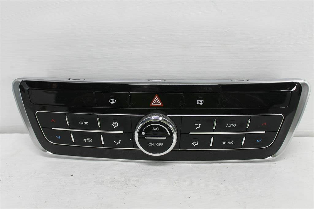 Ssangyong, Rexton Heater/Ac Controls Y400 10/18