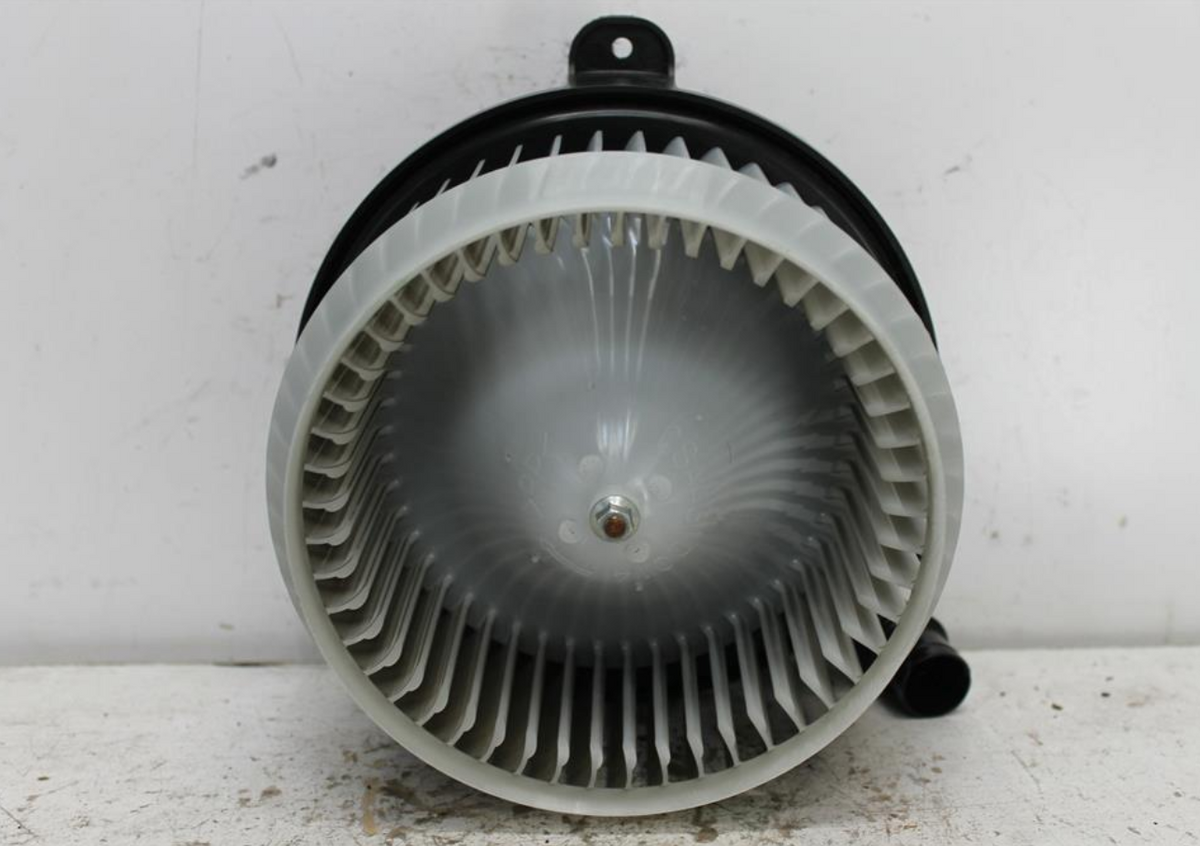 Used Suzuki, Kizashi Heater Fan Motor Fr 12/09 01/17 2011 – image 1 - All Good Parts