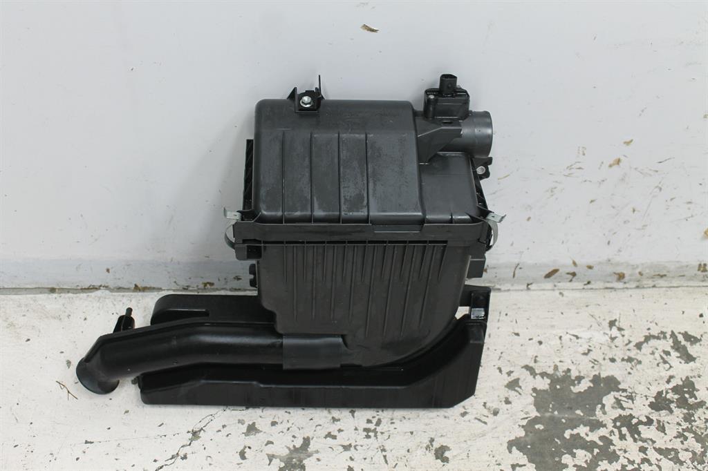 Suzuki, Swift Air Cleaner/Box Air Cleaner 1.4 Petrol Fz 08/10 03/17